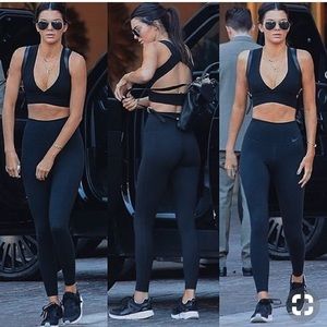 NEW Nike Legendary Sculpt black leggings Kendall